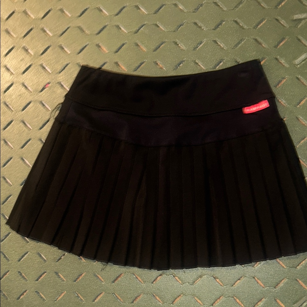 Rampage Black Mini Skirt pleated stretch size small fits medium